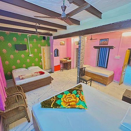 Home Stay Suraj Inn Варанасі Екстер'єр фото